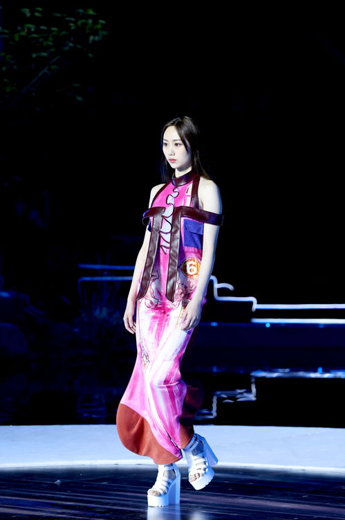 中國民族服飾設(shè)計展演在浙江桐廬舉行